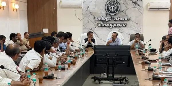 ग्रेटर नोएडा किसान मांगों को लेकर अधिकारियों और किसान प्रतिनिधियों की मैराथन बैठक